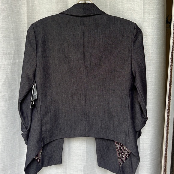 BNWT DYNAMITE BLAZER DRK GRAY PATTERN SZ SMALL - Picture 2 of 6